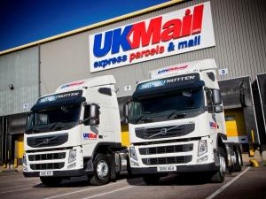Volvo FM 480 6x2 (UK) '2010